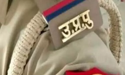 യു.പിയിലെ മാധ്യമപ്രവർത്തകെൻറയും സുഹൃത്തിെൻറയും കൊല; മൂന്നുപേർ അറസ്റ്റിൽ യു.പിയിലെ മാധ്യമപ്രവർത്തകെൻറയും സുഹൃത്തിെൻറയും കൊല; മൂന്നുപേർ അറസ്റ്റിൽ