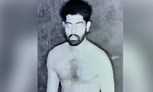 ക​ട​ലു​ണ്ടിയിൽ പൂർണ നഗ്​ന​െൻറ പാതിരായാത്ര