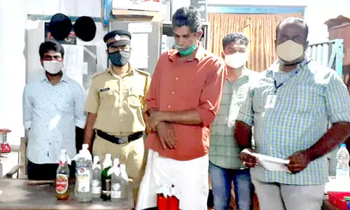 സ്ഥാനാർഥിയുടെ വീട്ടിൽ ചാരായം വാറ്റ്: ഭർത്താവ് പിടിയിൽ