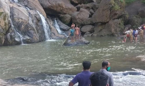 മുരിക്കാശ്ശേരിയെ കണ്ണീരിലാഴ്​ത്തി യുവാക്കളുടെ ദാരുണാന്ത്യം