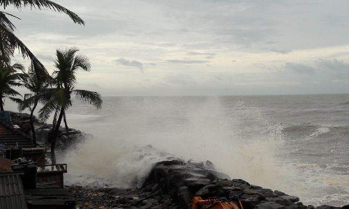 ന്യൂനമര്‍ദം: അടിയന്തര സാഹചര്യങ്ങള്‍ നേരിടാന്‍ മുന്നൊരുക്കം