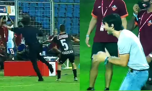 നോർത്ത്​ ഈസ്​റ്റ്​ കോച്ചിനെ തള്ളിമാറ്റി ഗോവൻ താരം, പരിഹാസത്തോടെ കയ്യടിച്ച്​ ഗോവൻ കോച്ച്​; ഇതെന്തു കഥ! VIDEO