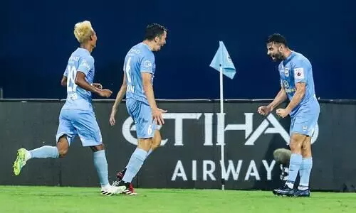 വമ്പുകാട്ടി മുംബൈ; സൂപ്പറാകാതെ ഈസ്​റ്റ്​ ബംഗാൾ