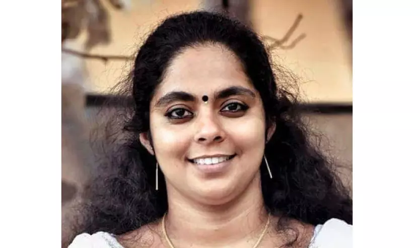 വോട്ട് വേണ്ടാത്ത സ്ഥാനാർഥി കളംനിറഞ്ഞ് അരിത വോട്ട് വേണ്ടാത്ത സ്ഥാനാർഥി കളംനിറഞ്ഞ് അരിത