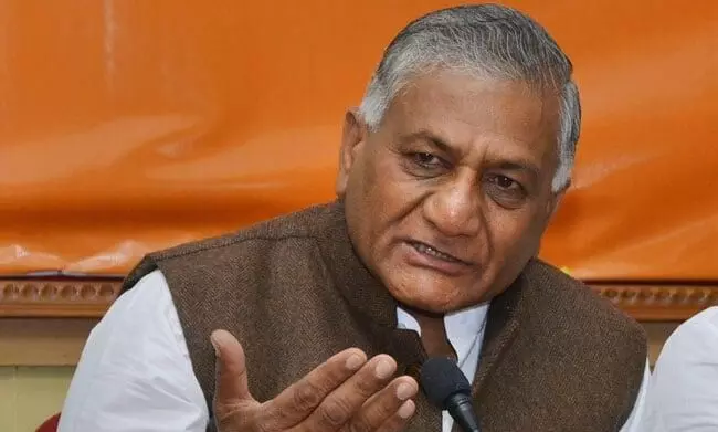 അവരെ കണ്ടിട്ട്​ കർഷകരെന്ന്​ തോന്നുന്നില്ല- കർഷക സമരക്കാർക്കെതിരെ കേന്ദ്രമന്ത്രി വി.കെ സിങ്​