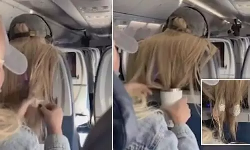 വിമാന യാത്രക്കിടെ ശല്യപ്പെടുത്തി; മുടിയിൽ ച്യൂയിങ്​ഗം ഒട്ടിച്ച്​ കാപ്പിയിൽ മുക്കി കലിപ്പടക്കി സഹയാത്രിക