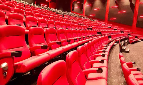 നിശാഗന്ധി മിഴിതുറന്നു; ഇന്നുമുതൽ സിനിമ കാണാം