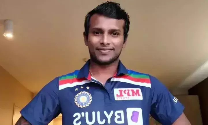 ദാരിദ്ര്യം മാറാൻ ബോളെടുത്ത കഥ പറയാനുണ്ട്​ തമിഴ്​നാട്ടുകാരൻ നടരാജന്​