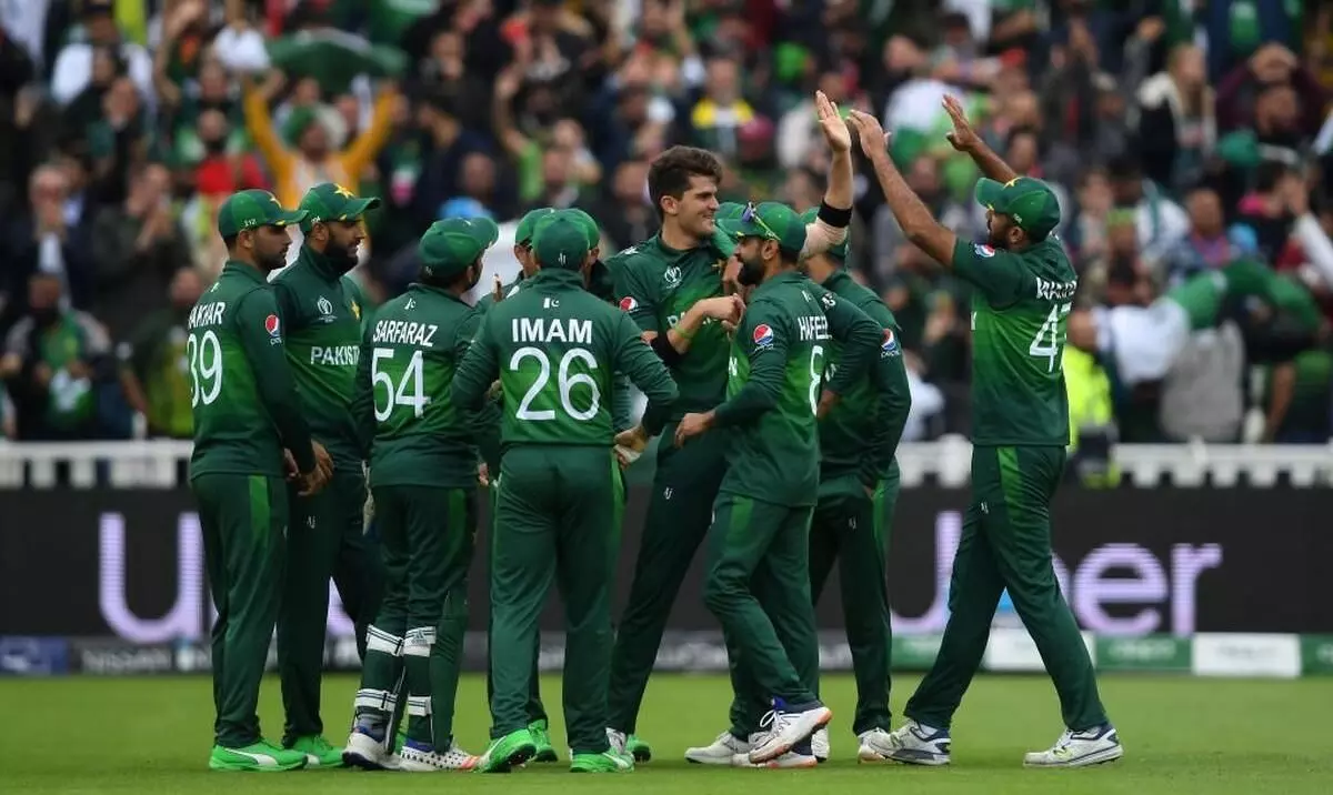 പാകിസ്താൻ സ്ക്വാഡിലെ എട്ടാമത്തെ അംഗത്തിന് കോവിഡ് പാകിസ്താൻ സ്ക്വാഡിലെ എട്ടാമത്തെ അംഗത്തിന് കോവിഡ്