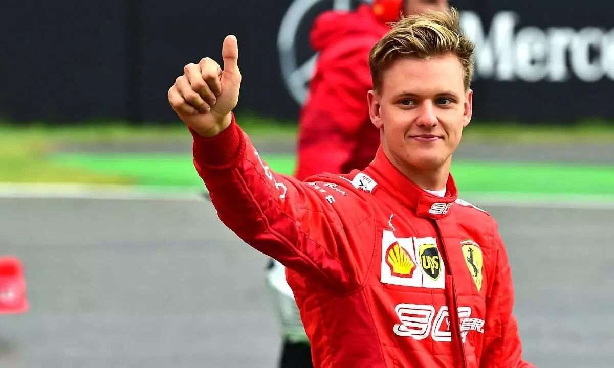 ഷൂ​മി​യു​ടെ മി​ക്​ ഹാ​സി​​നൊ​പ്പം; 2021ൽ ​ഫോ​ർ​മു​ല വ​ണ്ണി​ൽ