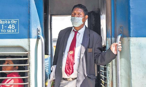 റെയിൽവേയുടെ സ്​പെഷൽ കൊള്ള;  സ്​ഥിരം യാത്രക്കാർ പുറത്ത്