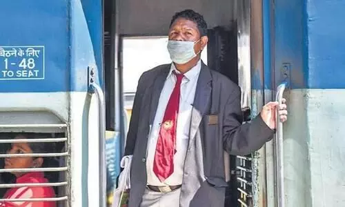 റെയിൽവേയുടെ സ്​പെഷൽ കൊള്ള;  സ്​ഥിരം യാത്രക്കാർ പുറത്ത്