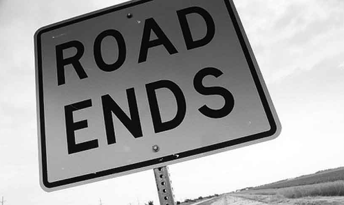 എസ്​​േറ്ററ്റ്​ റോഡ്​ അടക്കും: വൈകീട്ട്​ ആറ്​ കഴിഞ്ഞാൽ പുറത്തിറങ്ങാനാവാതെ എട്ട് കുടുംബങ്ങൾ