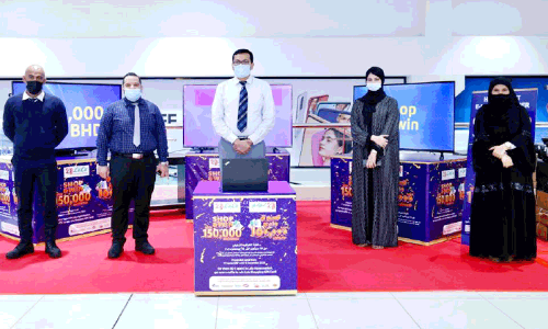 ലുലു ഹൈപ്പർ മാർക്കറ്റ്​ അഞ്ചാമത്​ നറുക്കെടുപ്പ്​ വിജയികളെ പ്രഖ്യാപിച്ചു