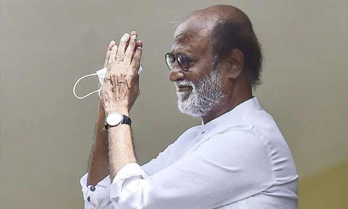 അഭ്യൂഹങ്ങൾക്ക് വിരാമം, രജനീകാന്തിന്‍റെ രാഷ്ട്രീയ പ്രവേശനം ജനുവരിയിൽ