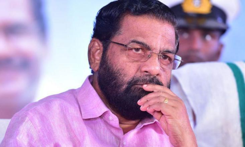 കടകംപിള്ളി സുരേന്ദ്രന്‍റെ ഭാര്യ വിലക്ക് മറികടന്ന് ക്ഷേത്ര ദർശനം നടത്തിയെന്ന് പരാതി