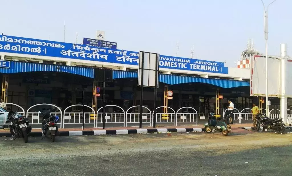 ബുർവി ചുഴലിക്കാറ്റ്: തിരുവനന്തപുരം വിമാനത്താവളം അടക്കും