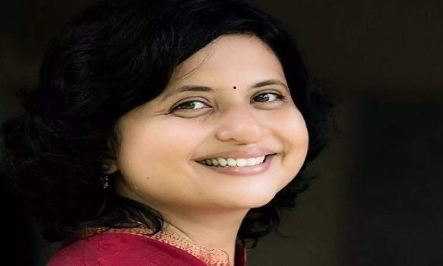 ശീതൾ ആംതെയുടെ ആത്മഹത്യ; മൃതദേഹത്തിനരികിൽ നായ്​ക്കൾക്ക്​ കുത്തിവെക്കുന്ന മരുന്ന്​