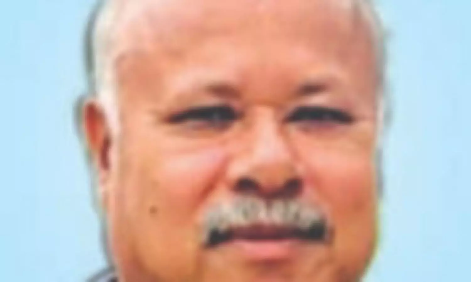 ആം​ബു​ല​ൻ​സ് അ​പ​ക​ട​ത്തി​ൽ​പെ​ട്ട് പ​രി​ക്കേ​റ്റ​യാ​ൾ മ​രി​ച്ചു