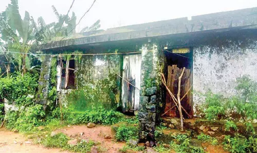 ബു​റെ​വി: മുന്നറിയിപ്പുണ്ടെങ്കിലും ലയങ്ങളിലെ തൊഴിലാളി കുടുംബങ്ങളെ മാറ്റിപാർപ്പിച്ചില്ല