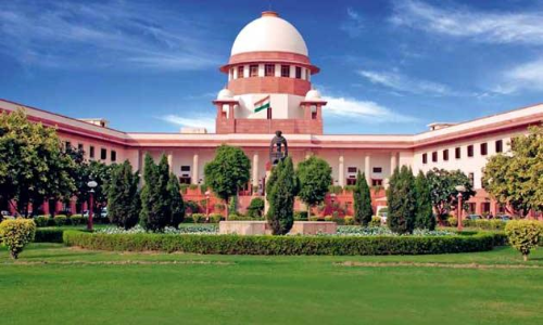 ലാവലിൻ കേസ് വീണ്ടും മാറ്റി; സുപ്രീംകോടതിക്ക് അതൃപ്തി