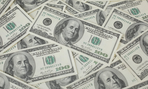 കൂടുതൽ വിദേശികൾ ഡോളർ കടത്തി