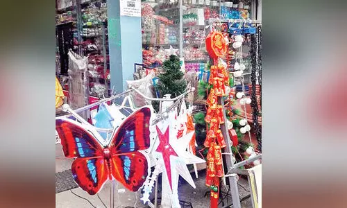 ക്രിസ്മസ് വർണാഭമാക്കാൻ പുതുതന്ത്രങ്ങളുമായി ചൈനീസ് കമ്പനികൾ