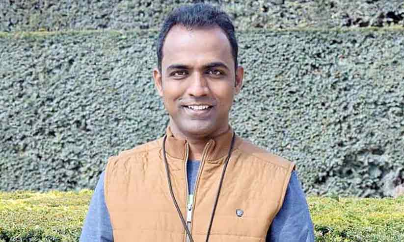 ദിസാലെ വീണ്ടും തെളിയിച്ചു; മികച്ച അധ്യാപകനാണെന്ന് ദിസാലെ വീണ്ടും തെളിയിച്ചു; മികച്ച അധ്യാപകനാണെന്ന്