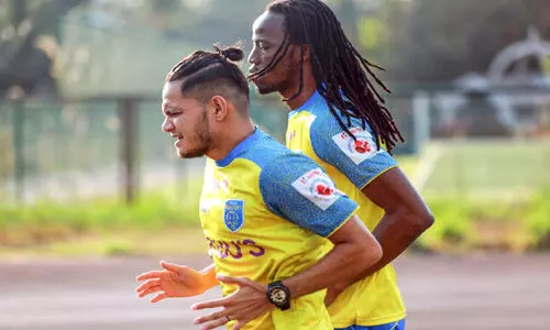 blasters players practicing