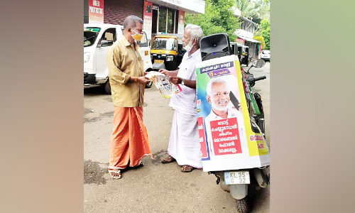 വ്യത്യസ്​തനായി ജോയി കളരിയ്ക്കലി​െൻറ പ്രചാരണം
