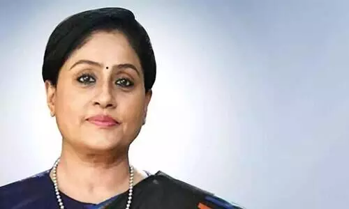 നടി വിജയശാന്തി കോണ്‍ഗ്രസ് വിട്ടു ബി.ജെ.പിയിലേക്ക്​