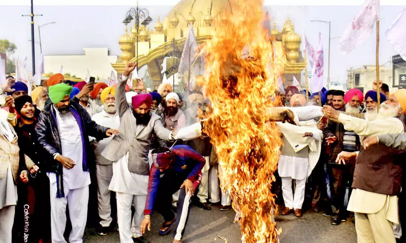 protest in golden gate