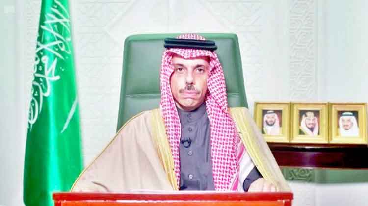 ഗൾഫ് പ്രതിസന്ധി പരിഹാര ശ്രമം: കുവൈത്ത്, അമേരിക്കൻ ഇടപെടലുകളെ പ്രകീർത്തിച്ച് സൗദി വിദേശകാര്യ മന്ത്രി ഗൾഫ് പ്രതിസന്ധി പരിഹാര ശ്രമം: കുവൈത്ത്, അമേരിക്കൻ ഇടപെടലുകളെ പ്രകീർത്തിച്ച് സൗദി വിദേശകാര്യ മന്ത്രി