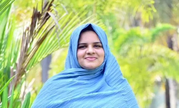 മാട്ടൂലി​െൻറ പോർമുഖം കനപ്പിച്ച് ലക്ഷദ്വീപുകാരി ഫാ​രി​ഷ ടീ​ച്ച​ർ