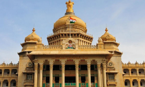 വി​വാ​ദ ബി​ല്ലു​ക​ൾ സ​ഭ​യി​ലേ​ക്ക്​; ക​ർ​ണാ​ട​ക​യി​ൽ ശൈ​ത്യ​കാ​ല നി​യ​മ​സ​ഭ സ​മ്മേ​ള​ന​ത്തി​ന്​ ചൂ​ടേ​റും