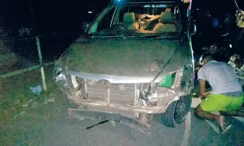 വെളിച്ചവും മുന്നറിയിപ്പ് ബോർഡുകളുമില്ല: സൂക്ഷിച്ചാൽ മാത്രം രക്ഷ