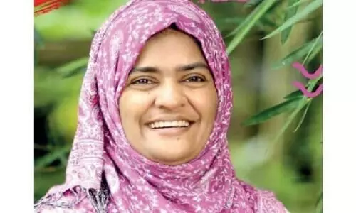 ഡോ. ​ത​സ്‌​നീം ഫാ​ത്തി​മ തി​ര​ക്കി​ലാ​ണ്, പ​ഞ്ചാ​യ​ത്ത് മെം​ബ​റാ​കാ​ൻ