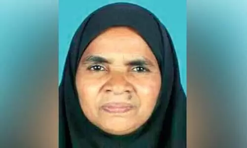 ഉമ്മ പോയിട്ട് എട്ടുവർഷം പ്രതീക്ഷ കൈവിടാതെ മക്കൾ