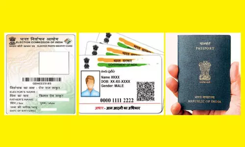 വോട്ട് ചെയ്യാൻ ഈ േരഖകളിൽ ഏതെങ്കിലും വേണം