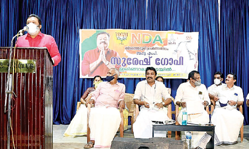 വരാന്‍ പോകുന്നത് താമരക്കാലം –സുരേഷ് ഗോപി