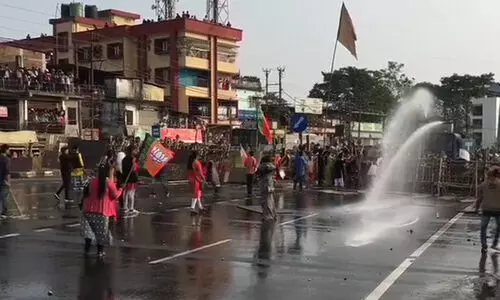 ബംഗാളിൽ ബി.ജെ.പി റാലിക്കിടെ പൊലീസുമായി ഏറ്റുമുട്ടി; പ്രവർത്തകൻ കൊല്ലപ്പെട്ടു