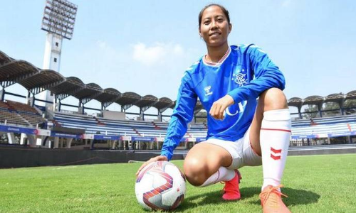 സ്​​കോ​ട്​​ല​ൻ​ഡിൽ ആ​ദ്യ ഗോ​ള​ടി​ച്ച്​ ബാ​ലാ​ദേ​വി, ചരിത്രം