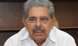 കേരളത്തിലെ രാഷ്ട്രീയ കാലാവസ്ഥ യു.ഡി.എഫിന് അനുകൂലം -വയലാർ രവി കേരളത്തിലെ രാഷ്ട്രീയ കാലാവസ്ഥ യു.ഡി.എഫിന് അനുകൂലം -വയലാർ രവി