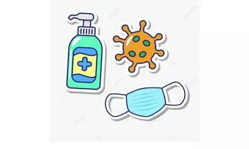 വെള്ളം വാങ്ങുന്നവർക്ക് സൗജന്യ സാനിറ്റൈസറുമായി ഷാർജ വെള്ളം വാങ്ങുന്നവർക്ക് സൗജന്യ സാനിറ്റൈസറുമായി ഷാർജ