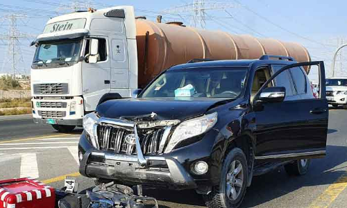 വാഹനാപകടം; രണ്ടുപേർക്ക് ഗുരുതര പരിക്ക്