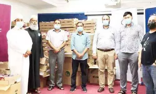 ഏ​ഷ്യ​ൻ പ്ര​വാ​സി​ക​ൾ​ക്ക് ഖ​ത്ത​ർ ചാ​രി​റ്റി​യു​ടെ ഭ​ക്ഷ്യ​ക്കി​റ്റ് വി​ത​ര​ണം