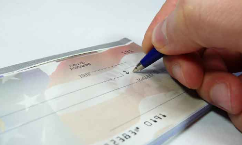 ചെ​ക്ക്​ പ​രാ​തി​ക​ൾ അ​റി​യി​ക്കാം, ആ​ഭ്യ​ന്ത​ര​മ​ന്ത്രാ​ല​യം വെ​ബ്​​സൈ​റ്റി​ലൂ​ടെ