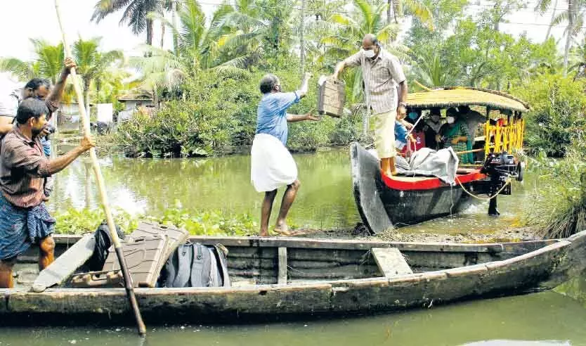 കൊല്ലത്ത് പ്രശ്നബാധിത ബൂത്തുകള് 35 കൊല്ലത്ത് പ്രശ്നബാധിത ബൂത്തുകള് 35