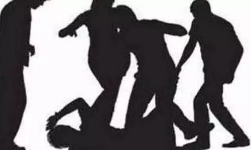 Conflict over wall building