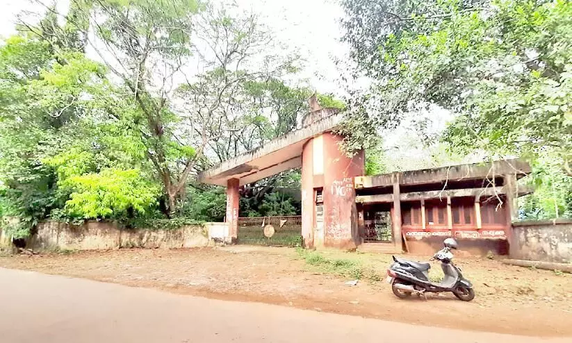 It has been 25 years since Kunnathara Textiles fell